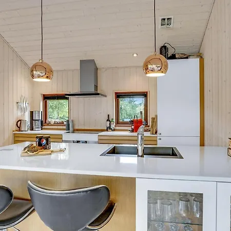 Lovely In With Kitchen *